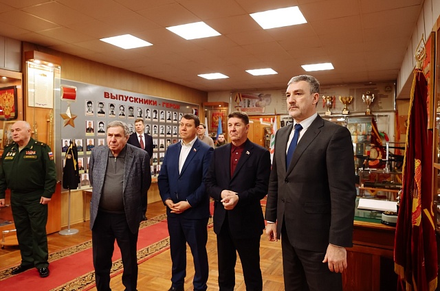 Приамурье рассчитывает получить поддержку Совета Федерации: сенаторы подвели итоги визита в регион