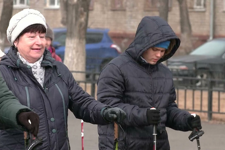 Более полусотни амурчан вышли на «Прогулку с врачом»