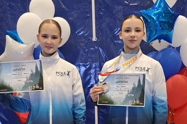 Амурские спортсменки завоевали серебро на турнирах по пилонному спорту и воздушной гимнастике