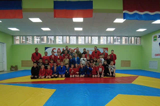 Спортивная делегация Приамурья во второй раз посетила Амвросиевский округ