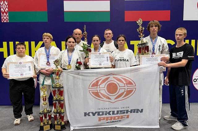 Амурские каратисты привезли пять медалей с чемпионата мира в Казахстане 