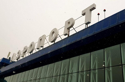 Причиной массовых пробок в аэропорту Благовещенска стал налипший на госномера снег