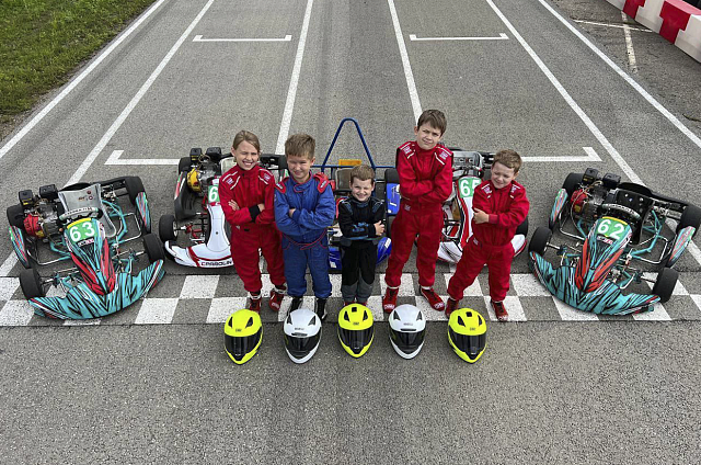 Золото, серебро и бронза: амурская сборная по картингу вернулась из Приморья с наградами