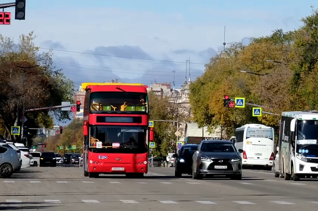 Двухэтажный автобус для экскурсий запустил три новых маршрута в Благовещенске