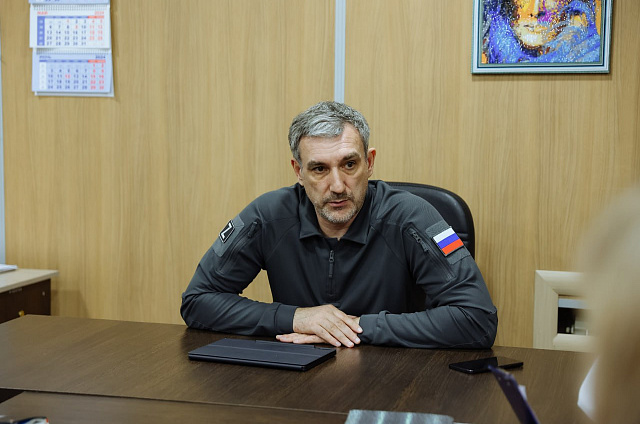 Не словом, а делом: Василий Орлов рассказал как в Тындинском округе помогают ветеранам СВО
