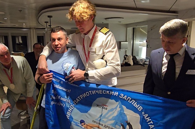 Виталий Кочнев вошел в историю: параатлет из Приамурья покорил ледяной континент