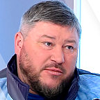 В центре внимания. Два дальневосточных спортсмена представят Россию на международном заплыве в ледяных водах Антарктиды.