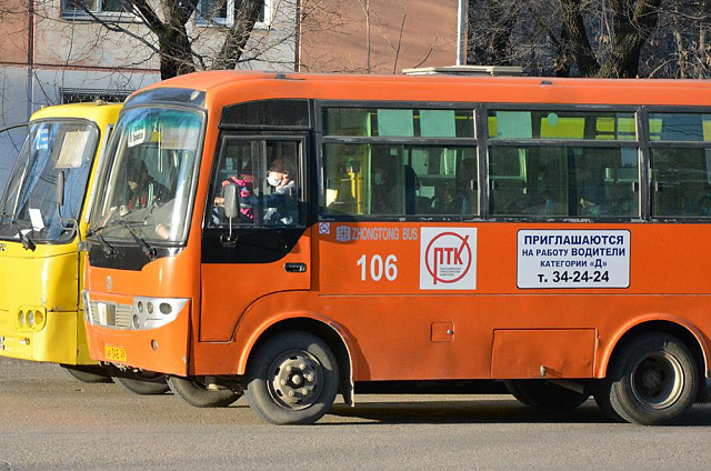 В благовещенской «маршрутке» по вине водителя серьёзно  пострадала женщина-пассажир