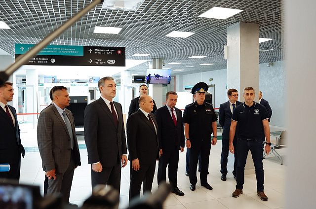 Василий Орлов и глава правительства России посетили пункт пропуска «Кани-Курган»