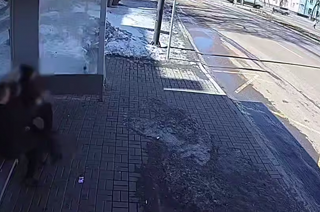 Благовещенскому хулигану грозит тюрьма за порчу городского имущества