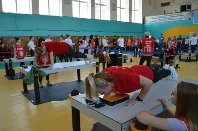 В Приамурье команды трудовых коллективов и госслужащих поборются за знаки ГТО