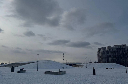 Благовещенцы превратили холмы на площади Ленина в зону опасных развлечений