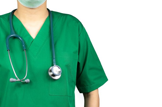 Салатовый для медсестёр, тёмно-зеленый для врачей: Минздрав РФ вводит цветной дресс-код в больницах