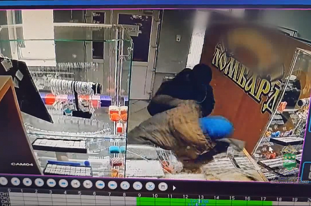 В Белогорске задержали подозреваемых в разбойном нападении на ломбард