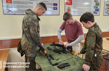 Благовещенск уменьшил подростковую преступность втрое благодаря системе наставничества