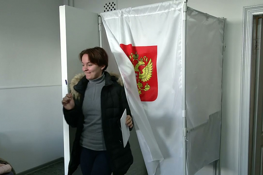 В Приамурье идёт голосование за вхождение ЛНР и ДНР в состав России