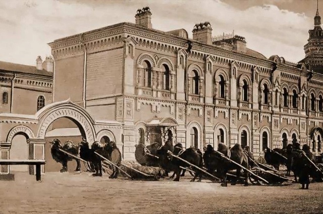 Новый арт-объект «Торговец с верблюдами» откроют в областной столице в мае