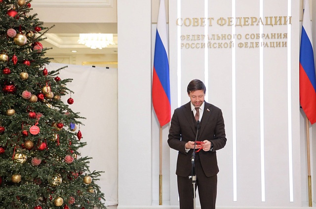 Самокат на Новый год своему маленькому земляку подарит сенатор от Амурской области