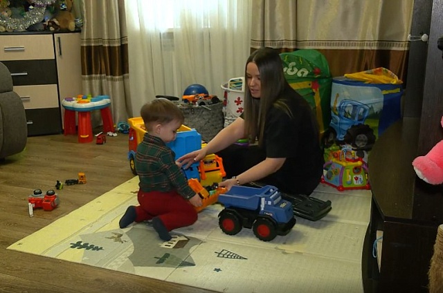 Амурских многодетных семей становится больше благодаря помощи от государства