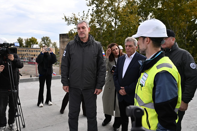 В Белогорске начали надвижку пролёта самого крупного путепровода Приамурья
