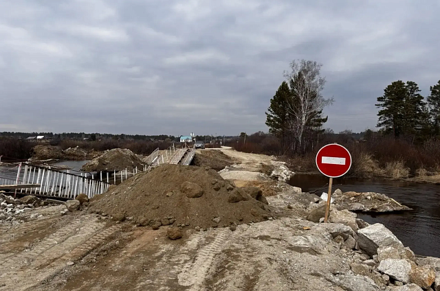 Дорогу к селу Светильное временно перекрыли из‑за размыва  