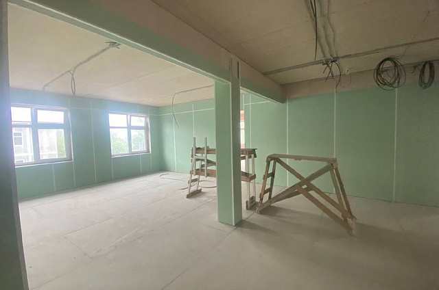 В Экимчане наполовину готова новая школа