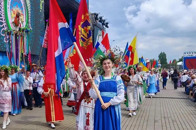 Амурские мастера представили традиции региона на празднике «Купалье» в Беларуси