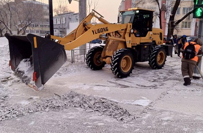 С улиц Благовещенска вывезли свыше 4 тысяч тонн снега
