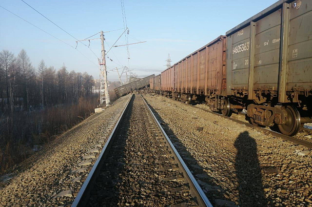 Сковородинской транспортной прокуратурой организована проверка по факту схода вагонов на станции Бамовская