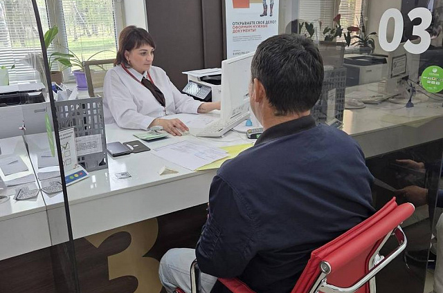 Иностранцы, которые живут в Приамурье, подтвердили своё право пользоваться услугами связи