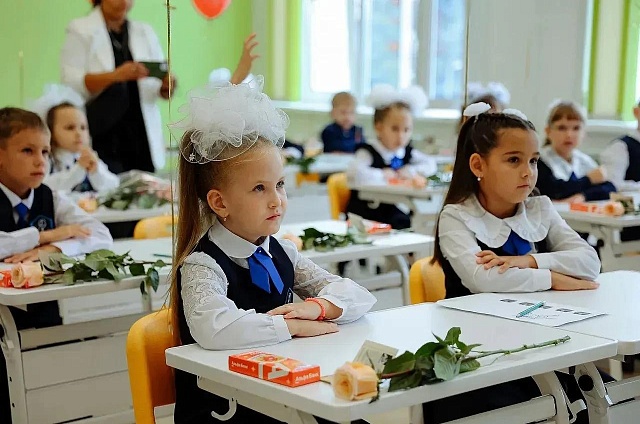 Образцово, допустимо, недопустимо: в десяти школах Приамурья появятся оценки за поведение
