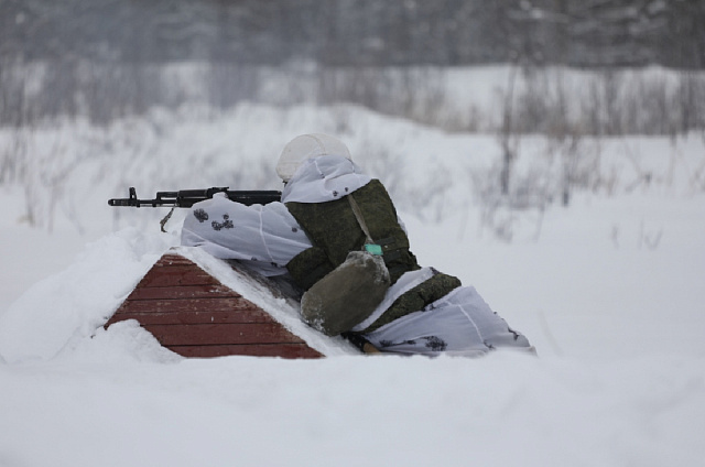 Амурские военнослужащие отрабатывают навыки ведения современного общевойскового боя