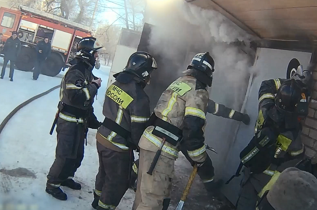 В дыму и пламени: в Амурском аграрном колледже готовят будущих пожарных