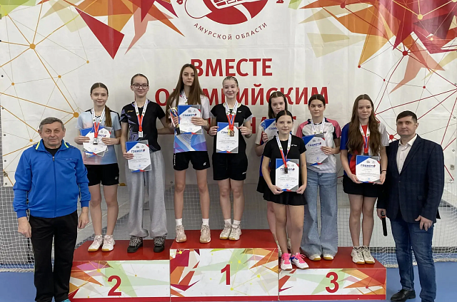 В Благовещенске определили сильнейших бадминтонистов Приамурья