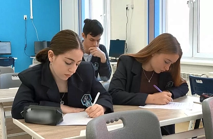 В российских школах вводят новые обязательные социальные проекты для старшеклассников