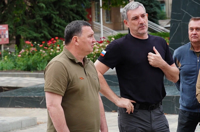 Василий Орлов обсудил с главой Амвросиевского округа планы совместной работы