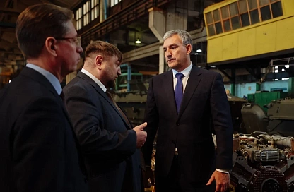 Василий Орлов оценил перспективы развития 560 БТРЗ и благоустройство микрорайона в Возжаевке