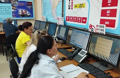 Семь операторов службы «112» прошли подготовку в Приамурье