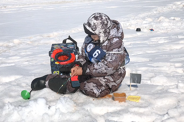 Рыболовы Приамурья поборолись за победу на чемпионате по ловле на мормышку со льда