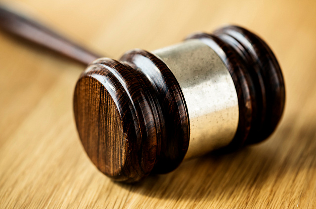 Опоздание на автобус привело к угону машины в Благовещенске