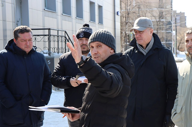 В Благовещенске перед стартом дорожного сезона осмотрели улицы для ремонта по нацпроекту