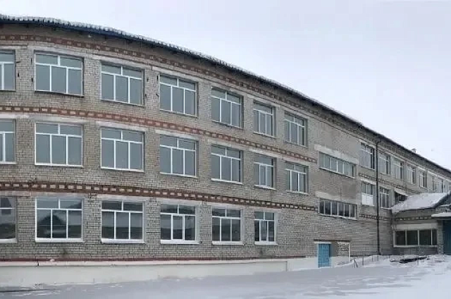 Капитальный ремонт в школе посёлка Серышево вышел на финишную прямую