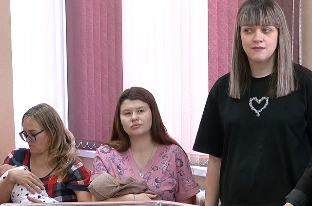 Амурским семьям напомнили о региональном материнском капитале
