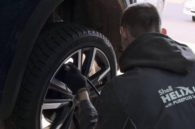 О необходимости «переобуть» автомобиль напоминают амурчанам
