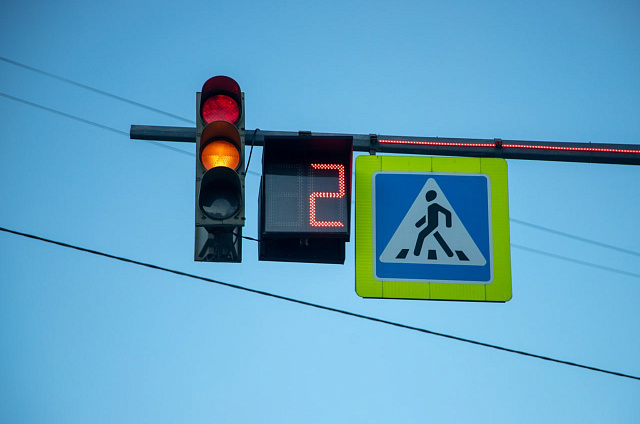 На перекрёстке Лазо-Горького в Благовещенске сегодня с 13:00 отключат светофор