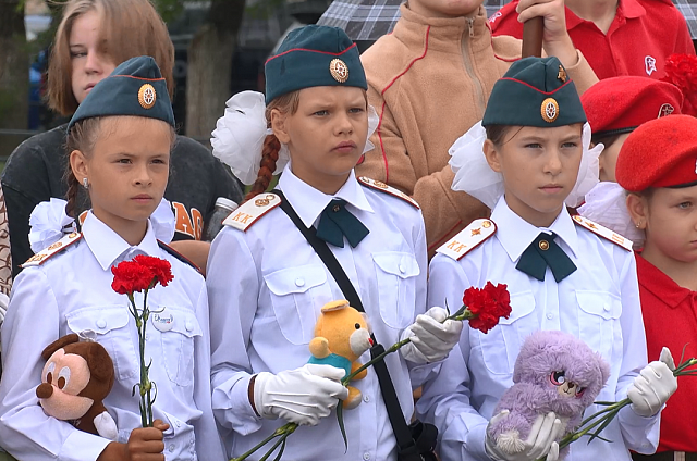 В Благовещенске прошла акция памяти погибших детей Донбасса