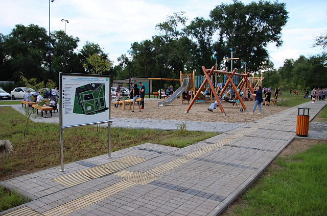 Новый сквер открыли в свободненском микрорайоне Суражевка в честь Дня города