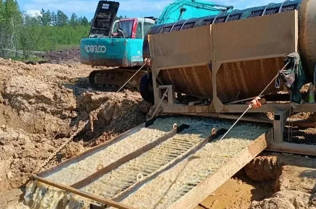 «Чёрный» старатель заплатит более миллиона рублей за незаконную добычу золота 