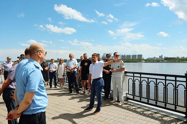 Организаторы заплыва «Дружба» провели совещание на набережной Амура