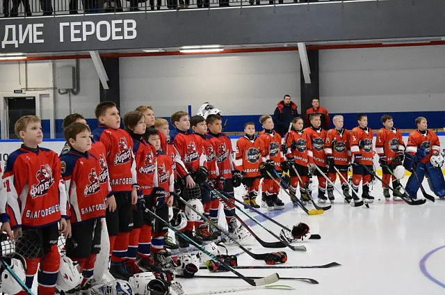 Ледовые баталии в Тынде: юные хоккеисты Дальнего Востока разыграли Кубок Федерации хоккея России 